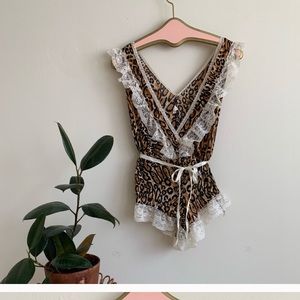Vintage leopard playsuit 80s